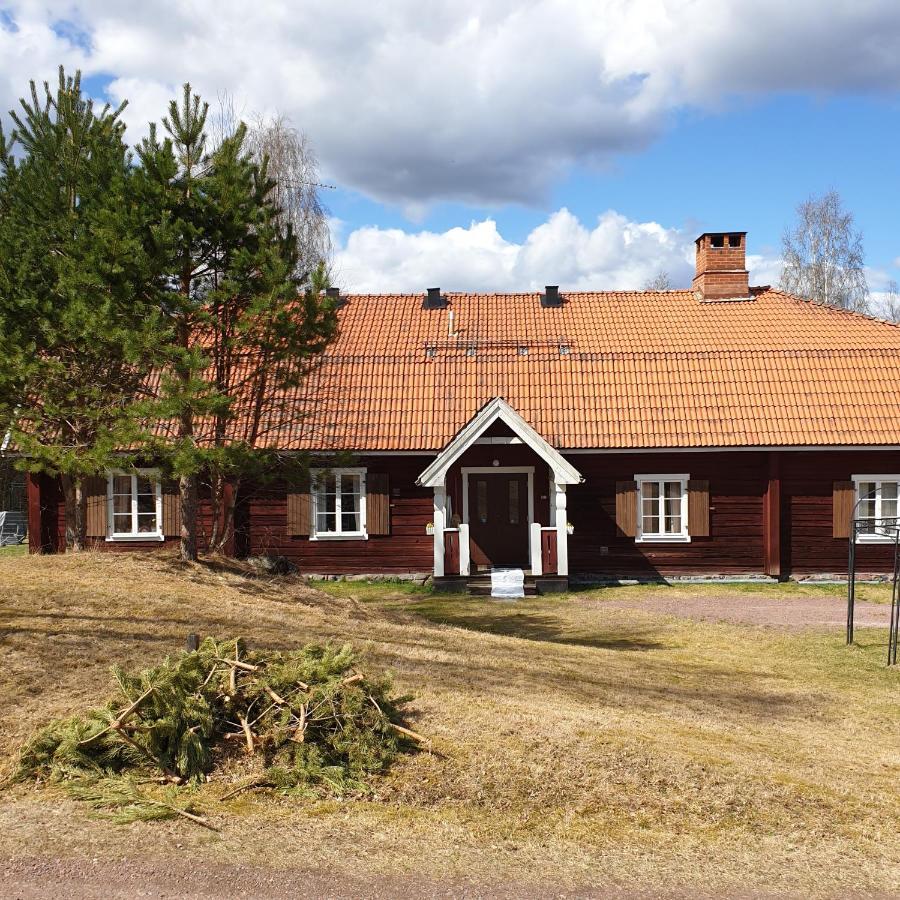 Апартаменты Siljansfors Semesterlagenhet Мора Экстерьер фото